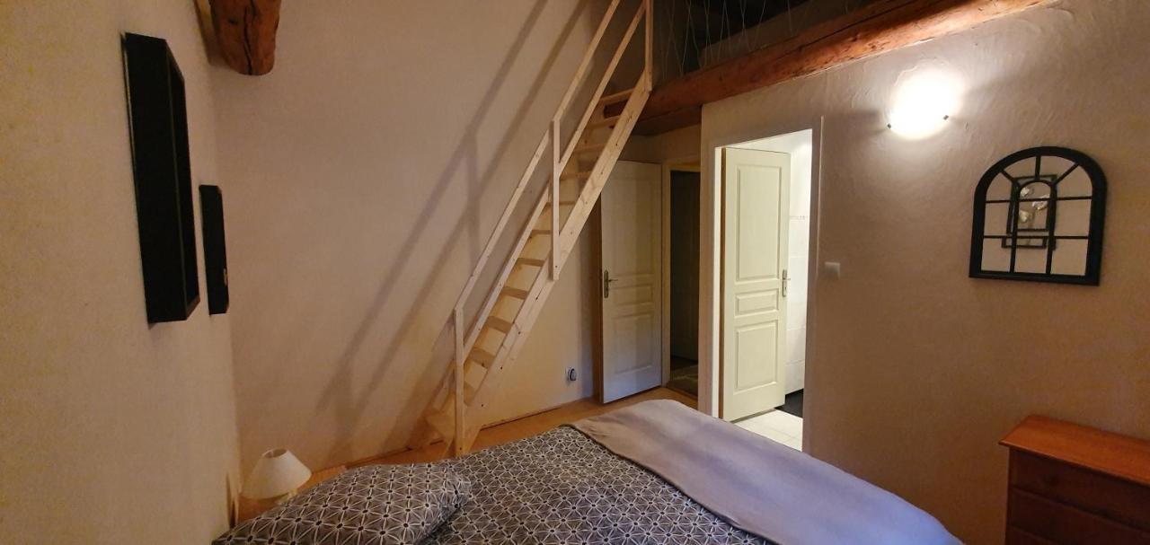 Aux Etoiles De Moranges Bed and Breakfast Saint-Germain-l'Herm Exteriör bild